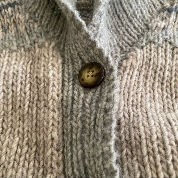 Vintage Eddie Bauer Nanaimo Handknit Sweater L - Picture 2 of 5